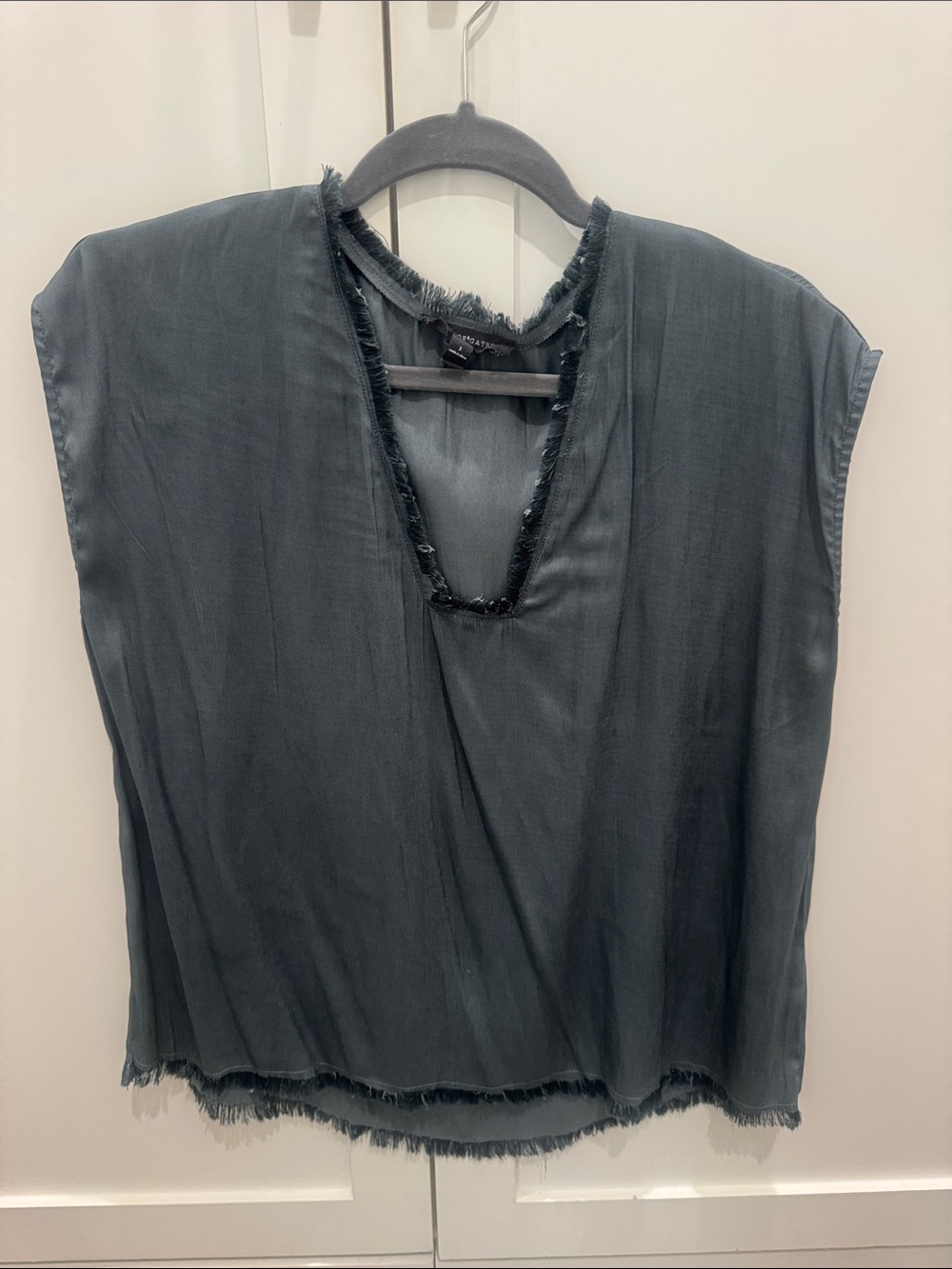 Washed V-Neck Frayed Hem Tank Top - Slate